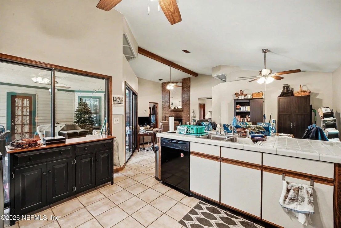 Photo of 593 HEWES Place