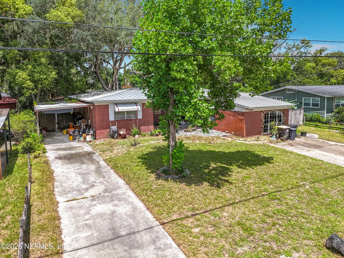Photo of 7410 PINEVILLE Drive