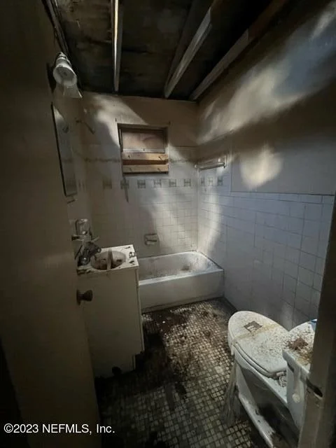 Photo of 516 QUAIL Lane
