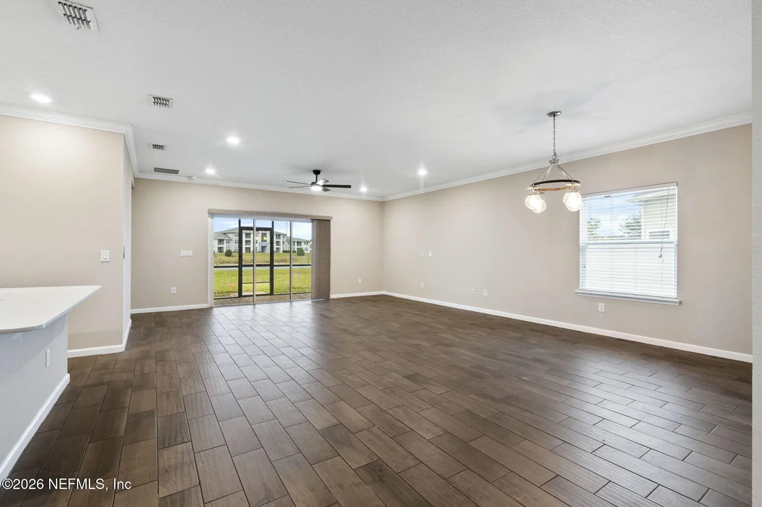 Photo of 1295 KENDALL Drive