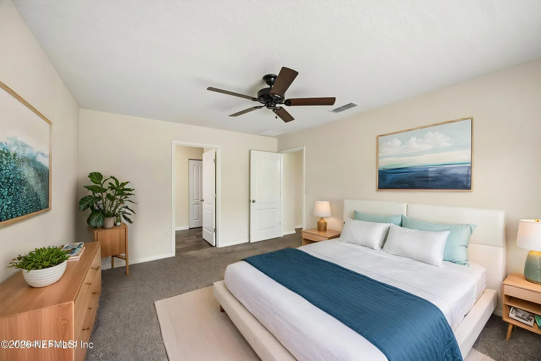 Photo of 117 LAKESIDE Court
