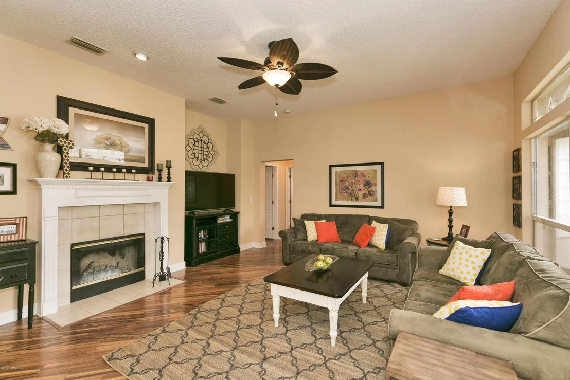 Photo of 13825 WEEPING WILLOW Way