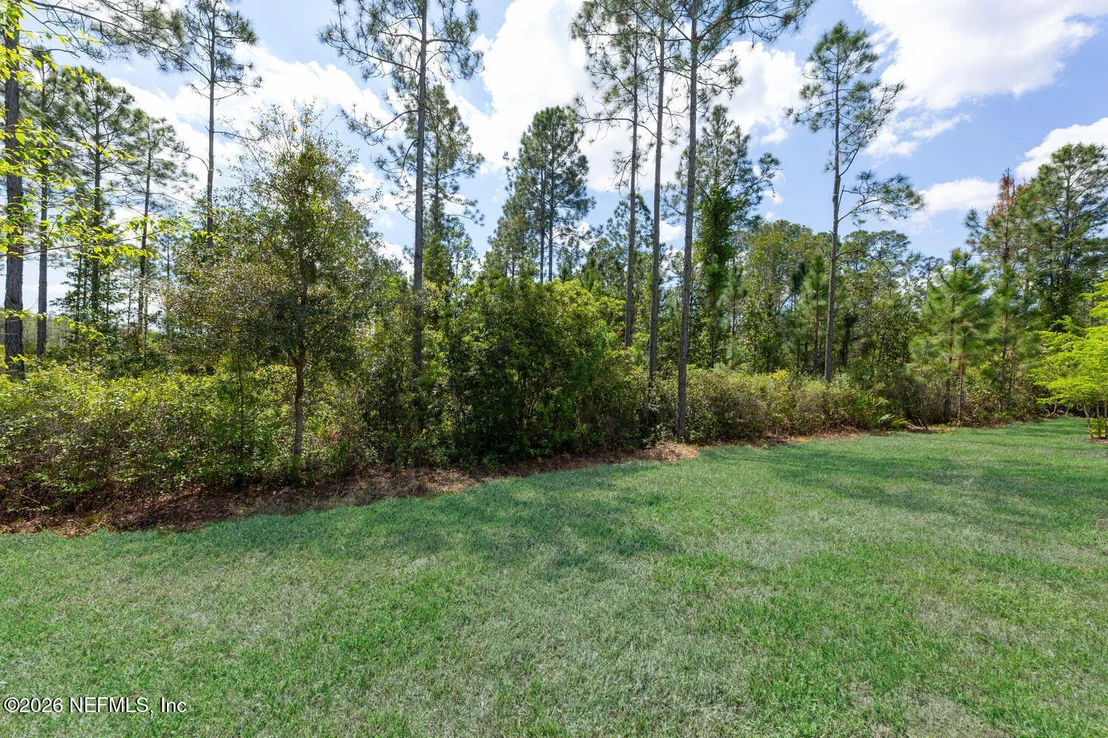 Photo of 305 BLUE HAMPTON Drive