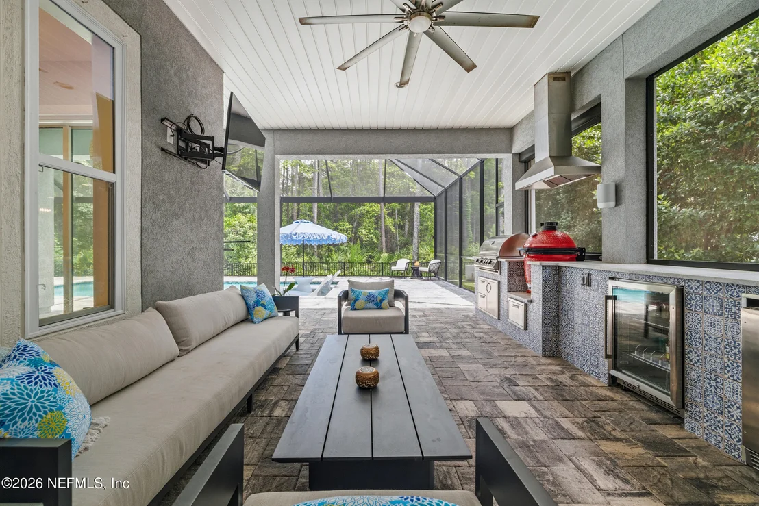 Photo of 203 OLD BLUFF Drive