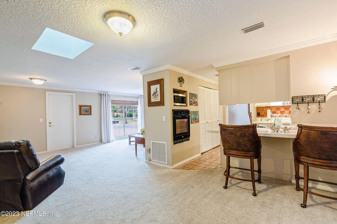 Photo of 5627 ST ISABEL Drive