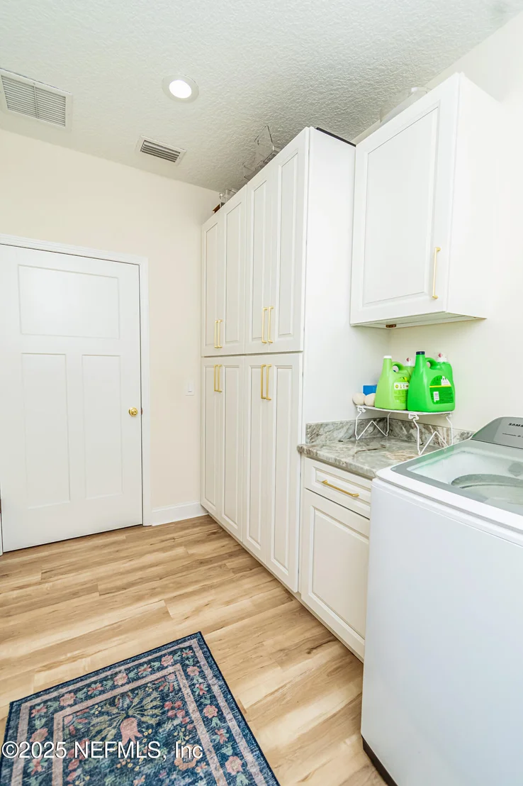 Photo of 4282 WOLFE Drive
