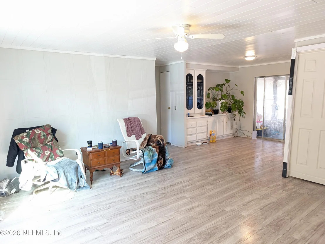 Photo of 111 SILVER LAKE Drive