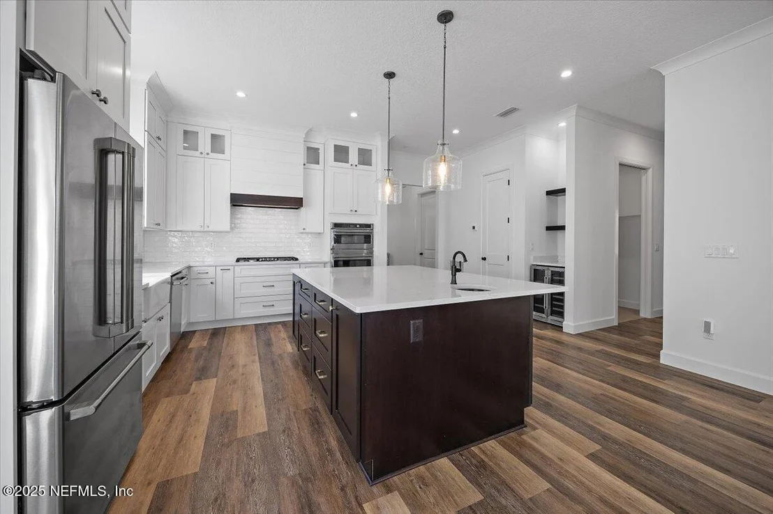 Photo of 110 OCEANVIEW Drive