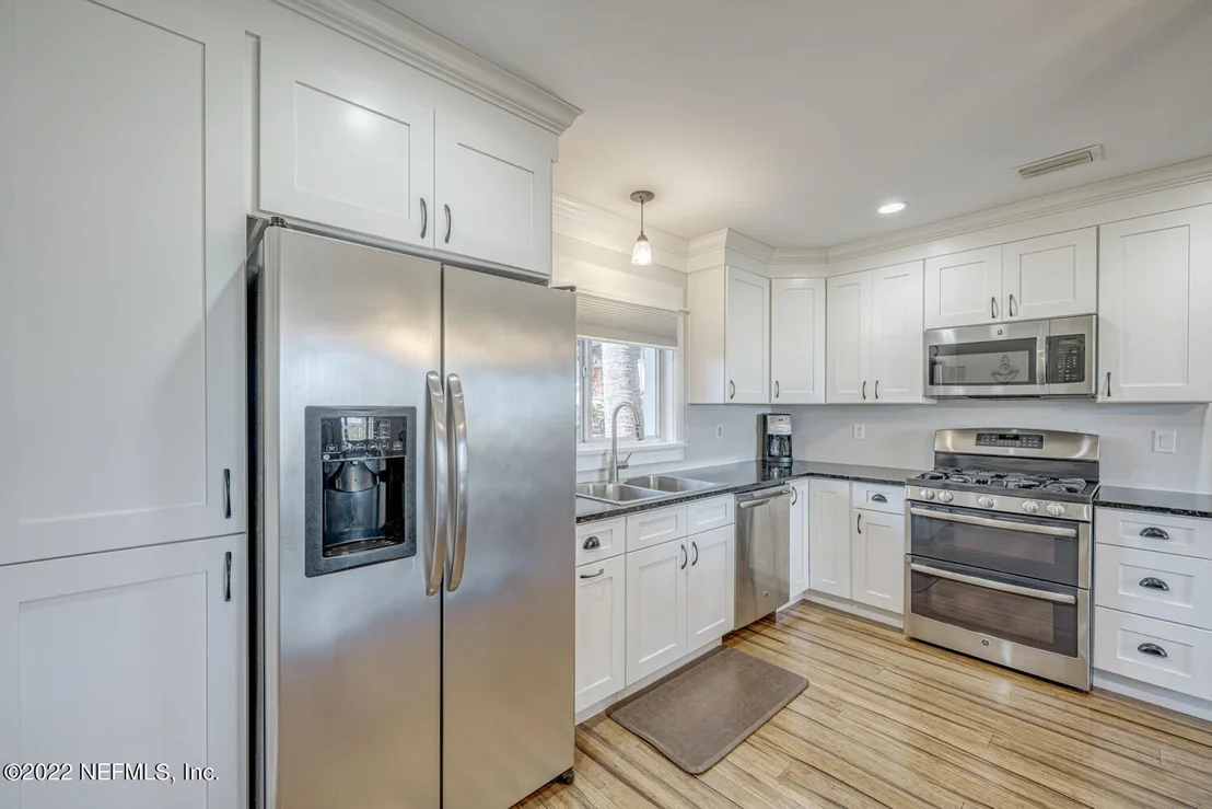 Photo of 2318 SHORE Drive