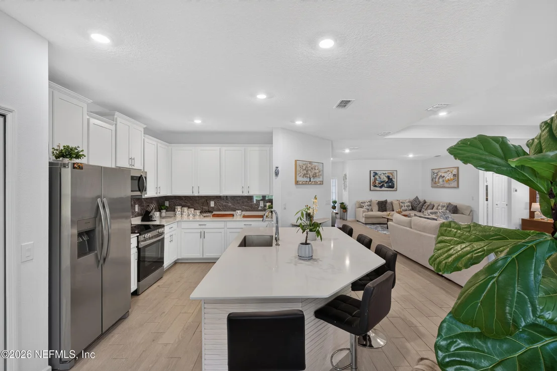 Photo of 1532 LACHLAN Circle