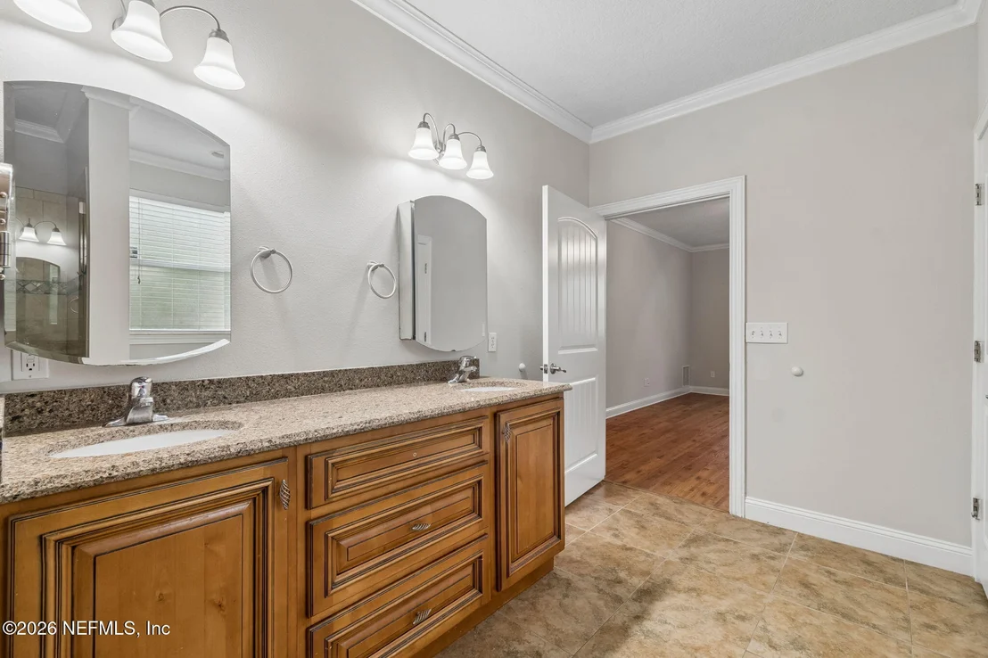 Photo of 18098 WELLS Road