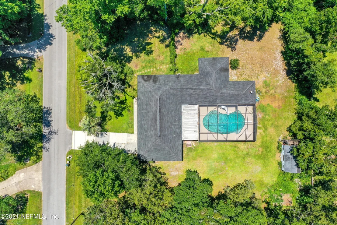 Photo of 141 HOLLYWOOD FOREST Drive