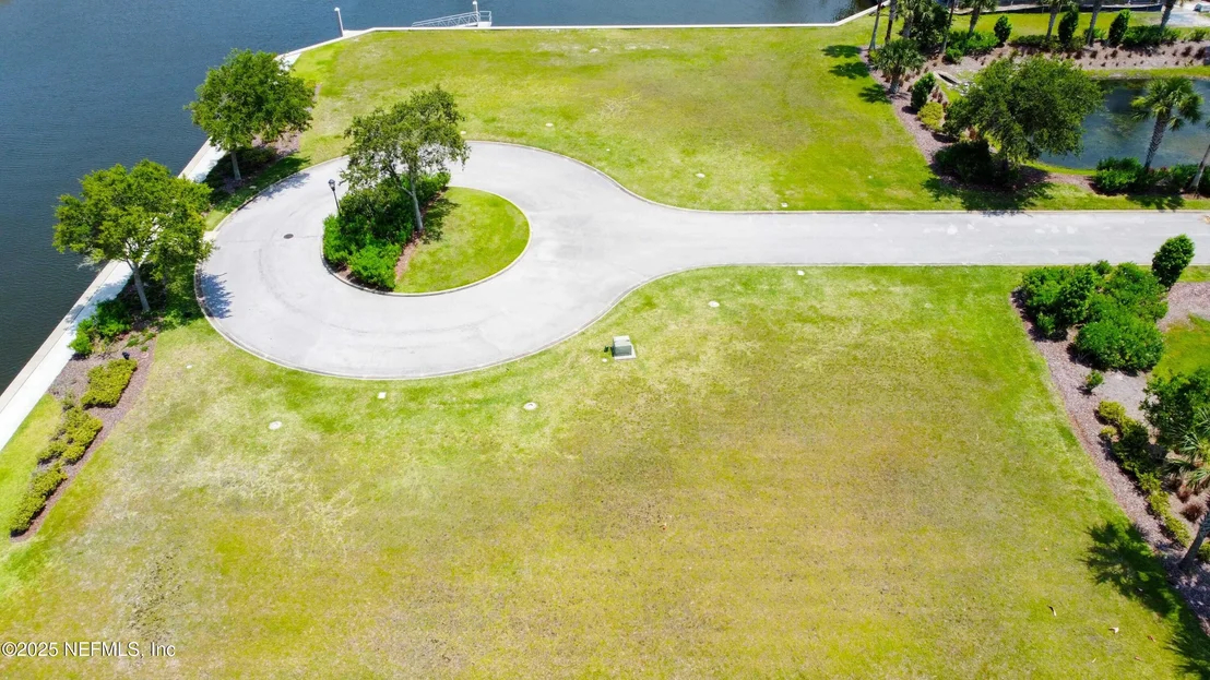 Photo of 8 SCHOONER Circle