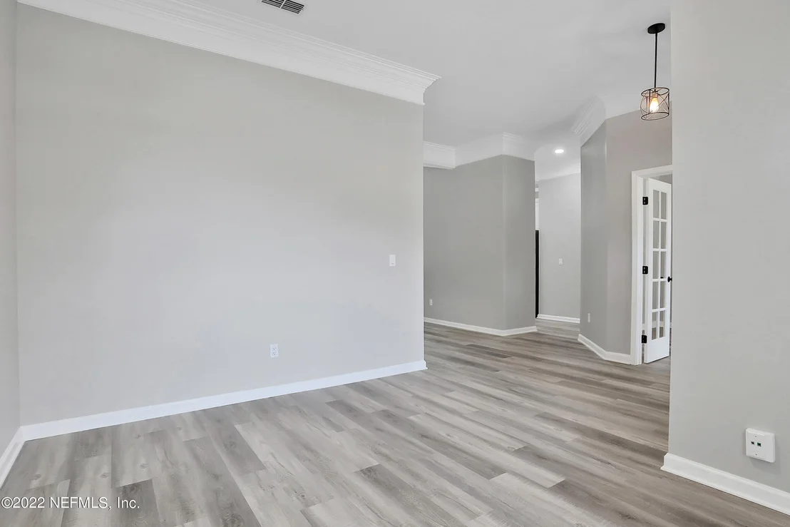 Photo of 1031 LARKSPUR Loop