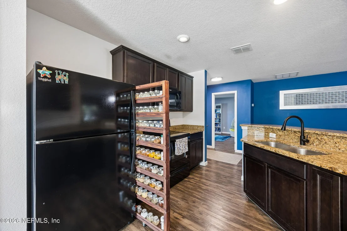 Photo of 77707 LUMBER CREEK Boulevard