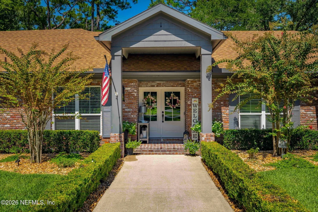 Photo of 8148 BLUE JAY Lane