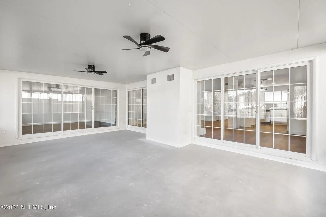 Photo of 7826 LINKSIDE Drive