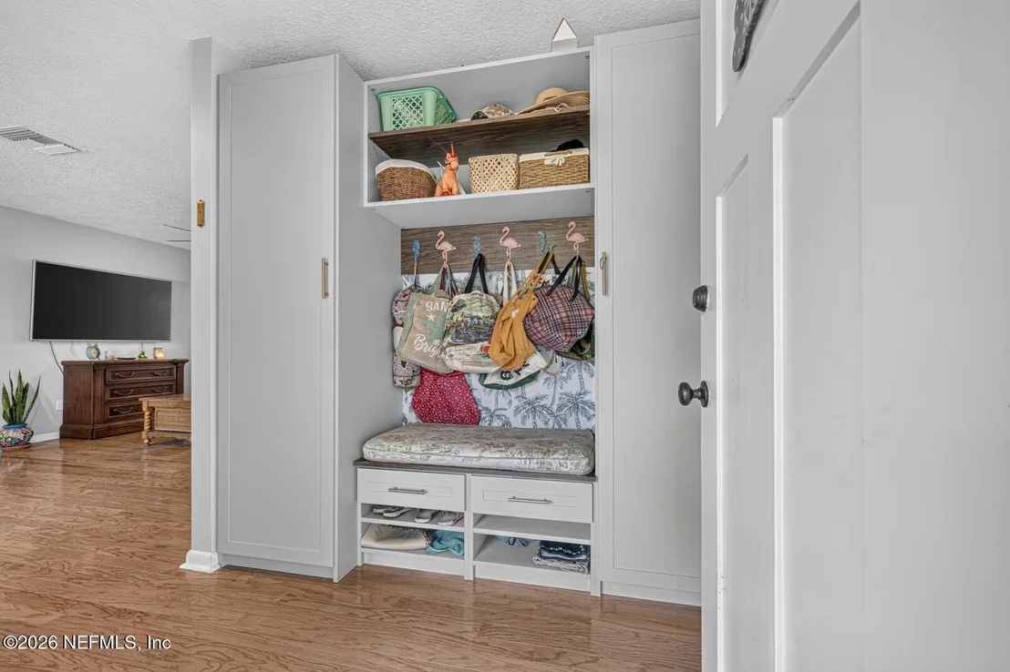 Photo of 829 RITA Circle