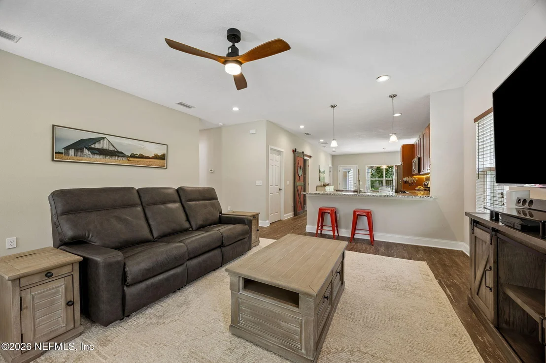 Photo of 9922 BRADLEY Road
