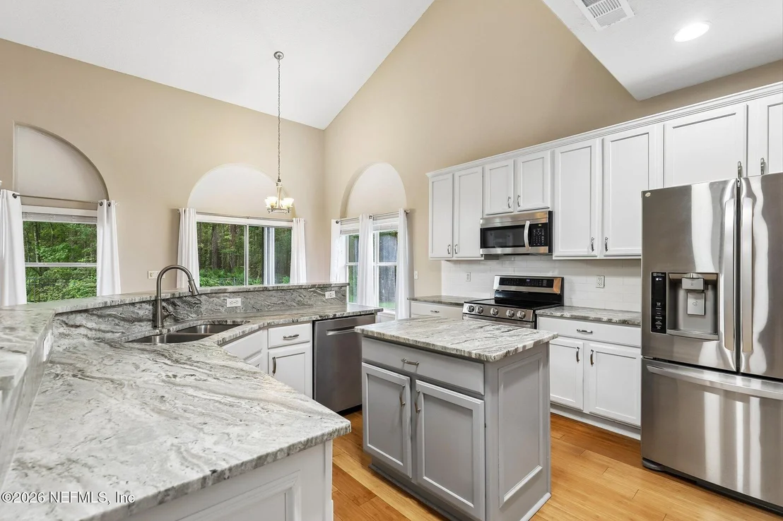Photo of 2479 PINEHURST Lane