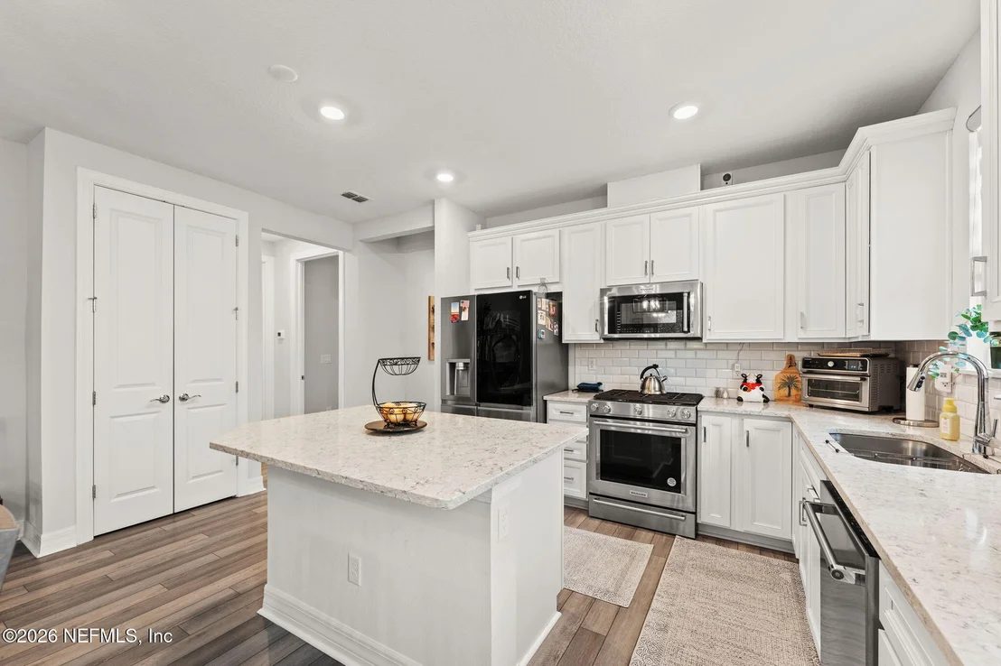 Photo of 596 JUBILEE Circle
