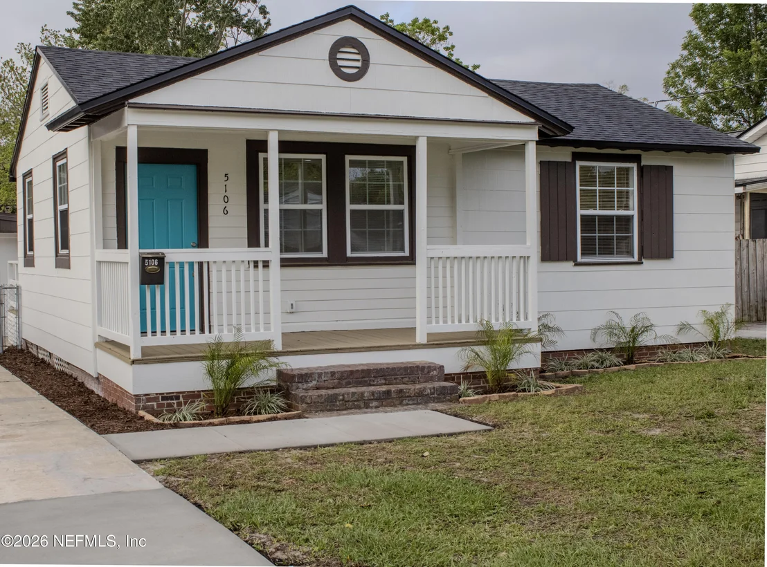 Photo of 5106 APPLETON Avenue