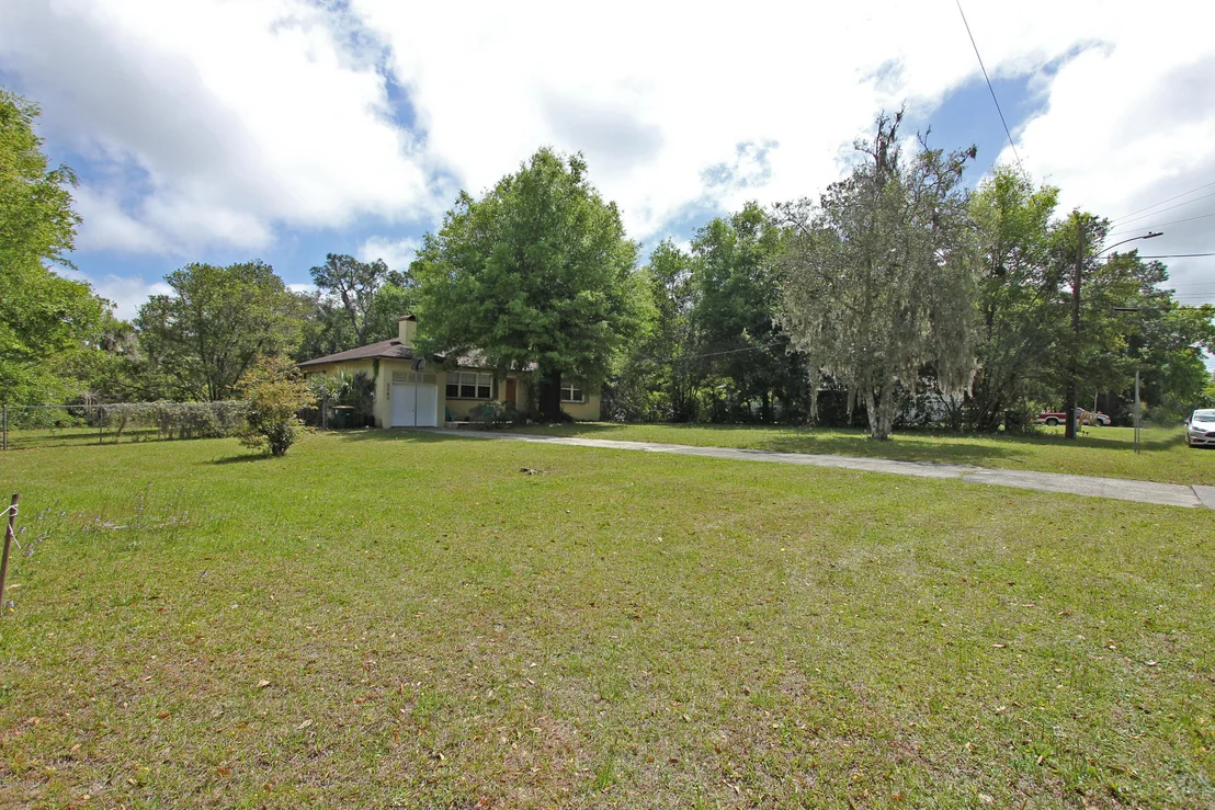 Photo of 2343 HILLTOP Boulevard