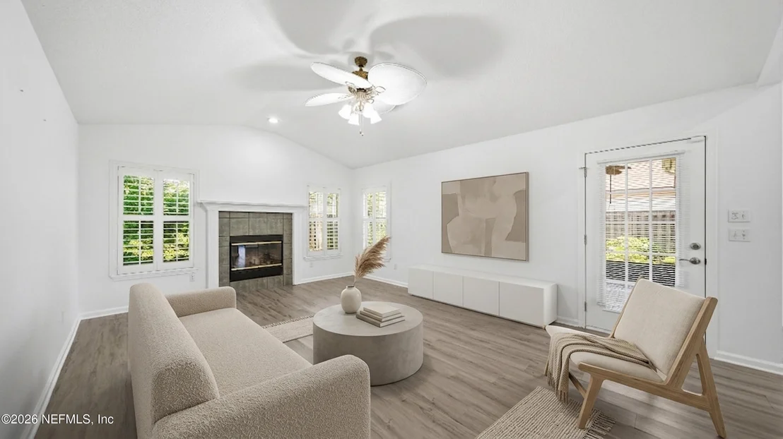 Photo of 13105 HARBORTON Drive