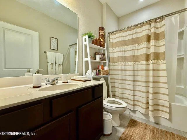 Photo of 195 TORRES Trace