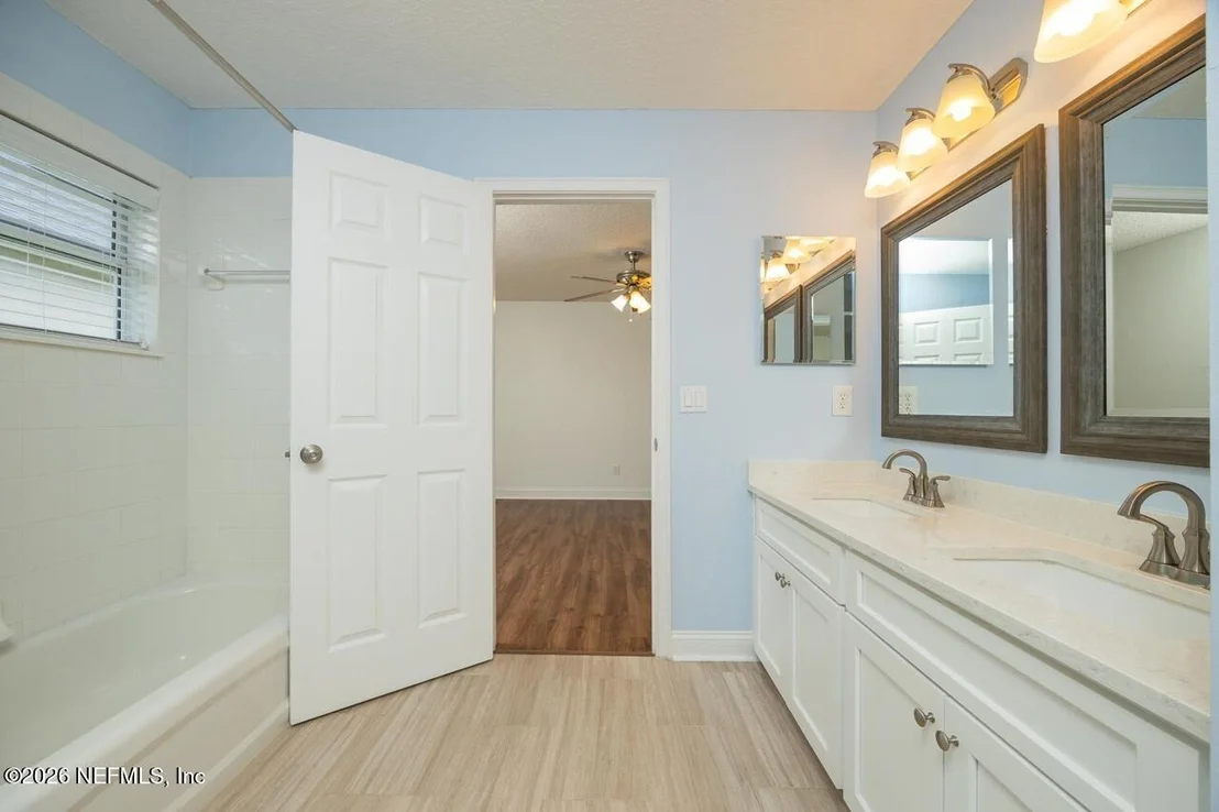 Photo of 1852 HICKORY TRACE Drive