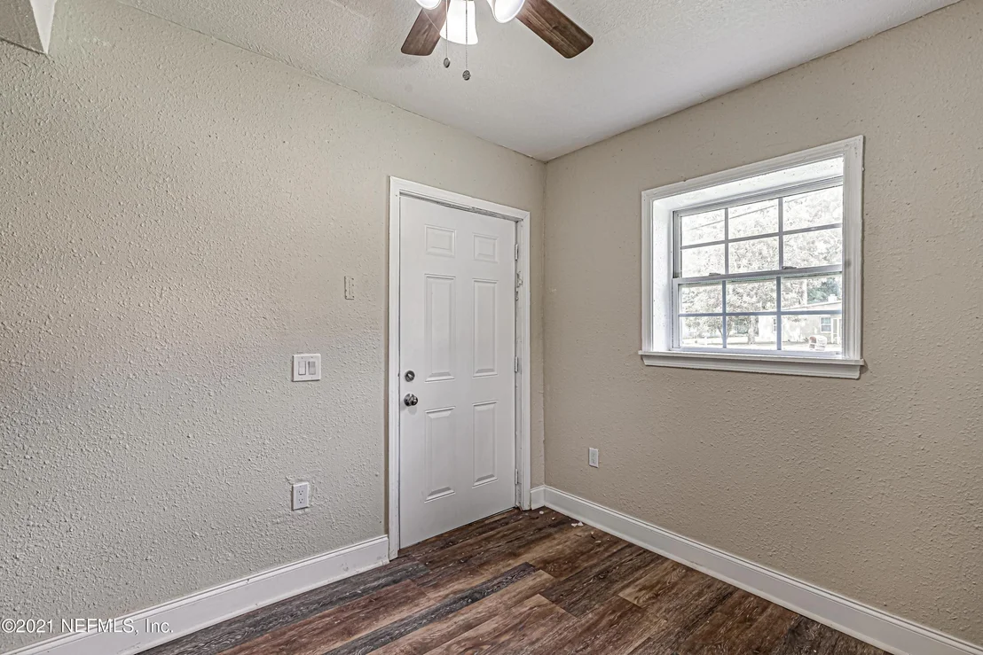 Photo of 5745 CARNATION Road