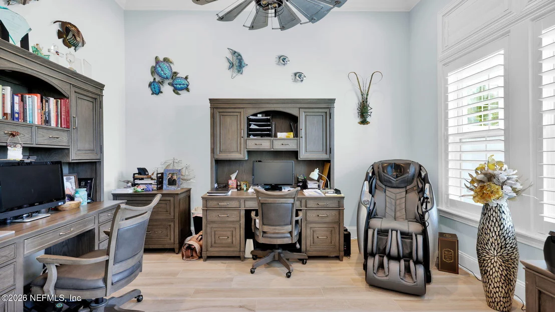 Photo of 375 SEAGROVE Drive