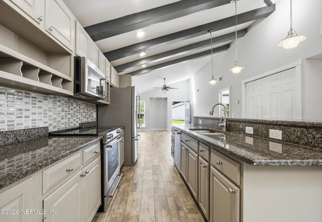 Photo of 6657 PERIWINKLE Drive