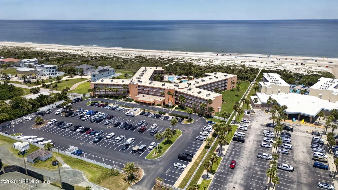 Photo of Unit 319 at 4 OCEAN TRACE Road