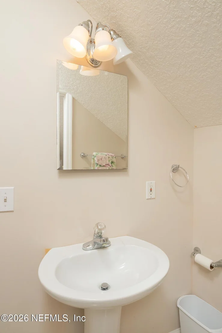 Photo of 305 ELZA Lane