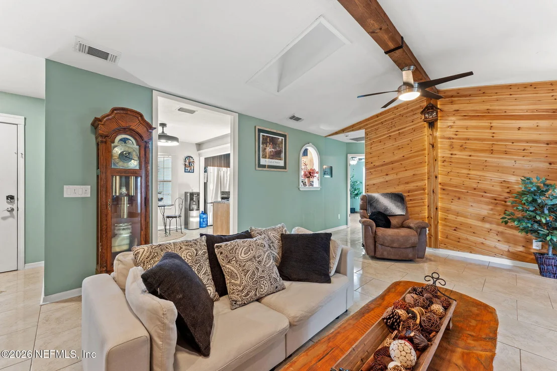Photo of 178 SEGOVIA Road