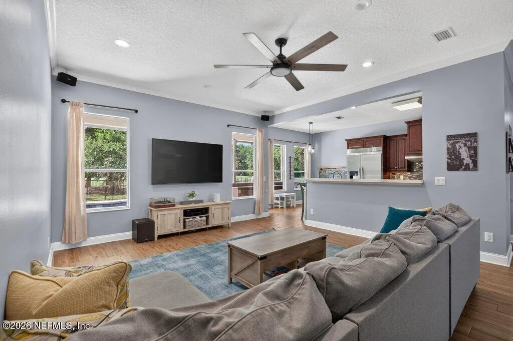 Photo of 385 LOLLY Lane