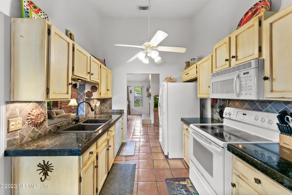 Photo of 12345 WINDSTREAM Lane