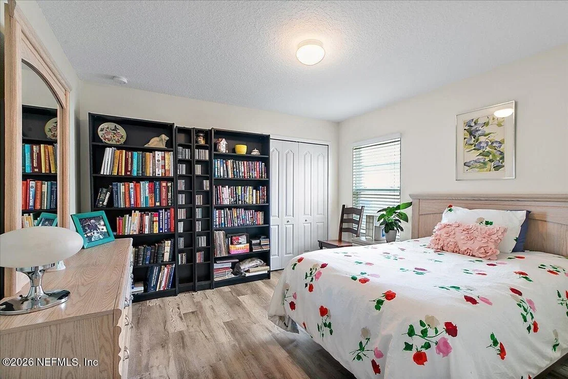 Photo of 51 S TWIN MAPLE Road