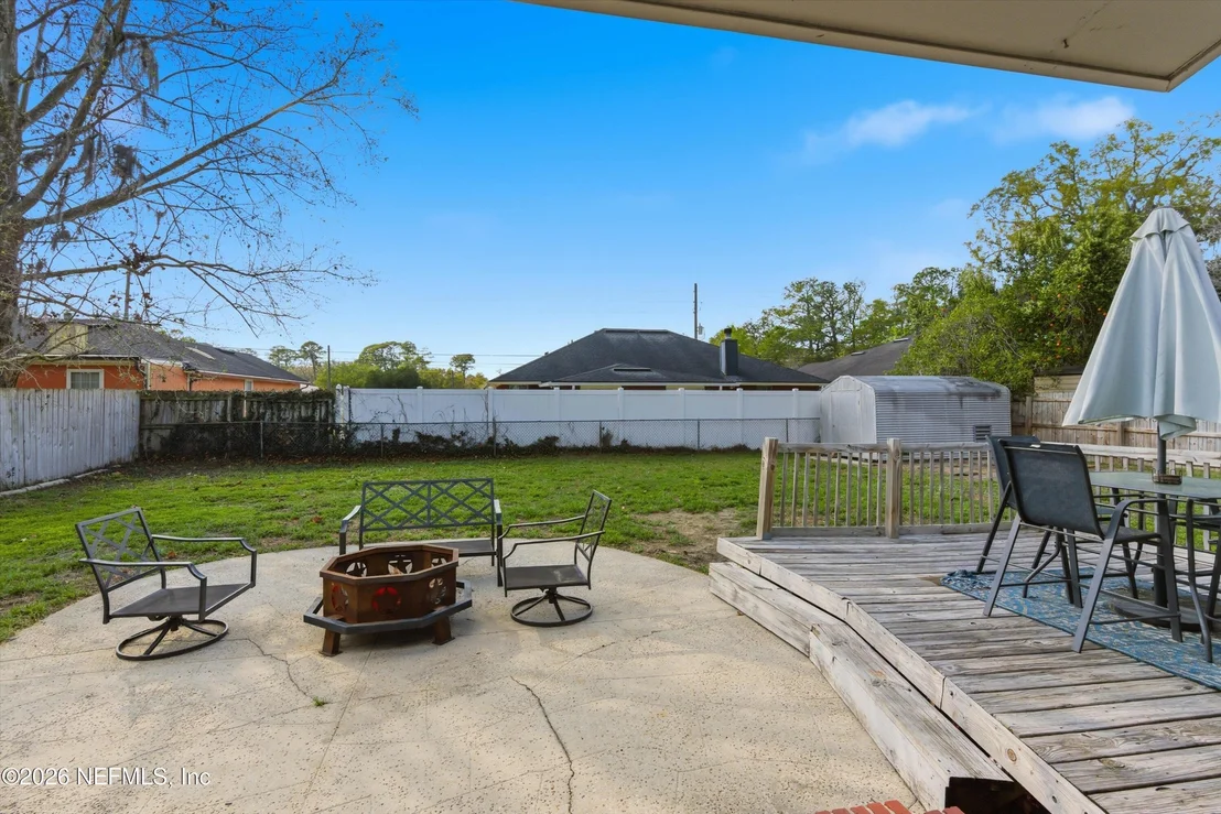 Photo of 2438 BUTTONWOOD Drive