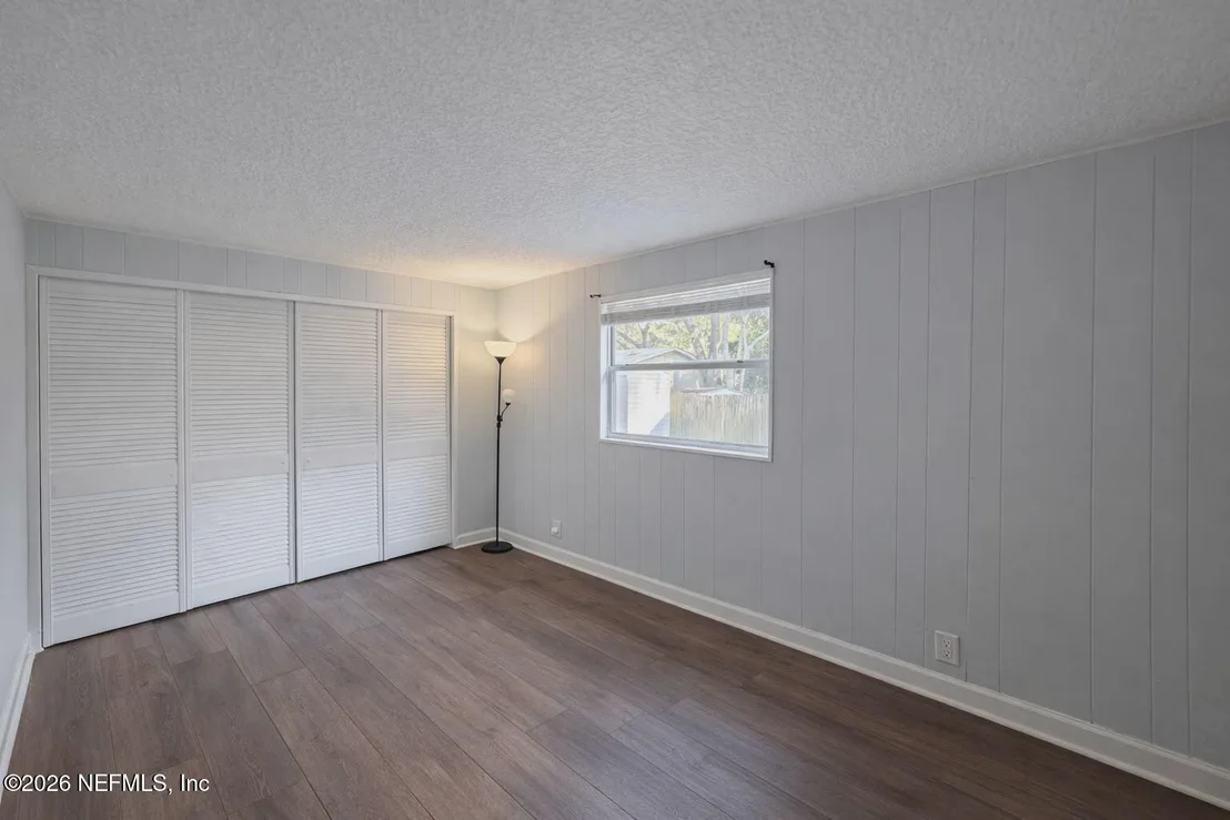 Photo of 1104 HARMONY Drive N