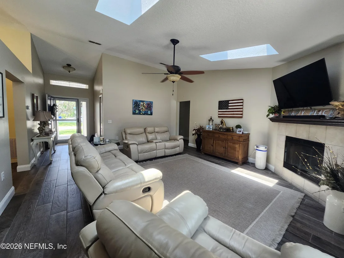 Photo of 380 TRADE WIND Lane