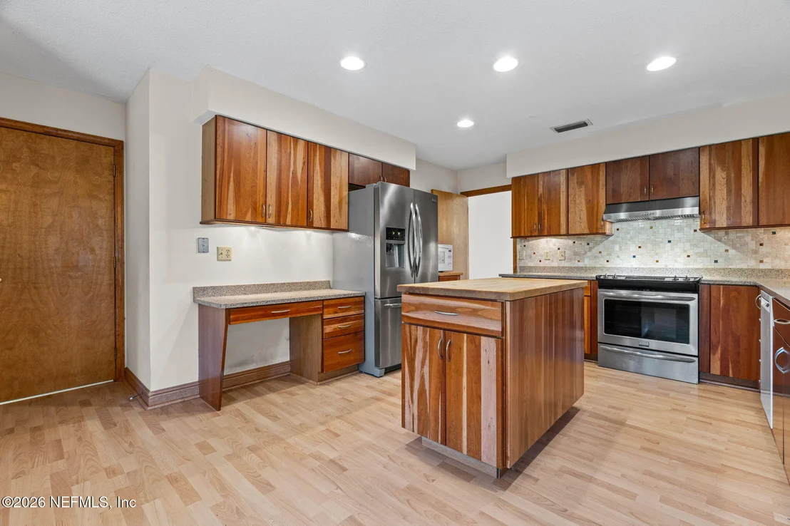 Photo of 2591 EAGLE BAY Drive