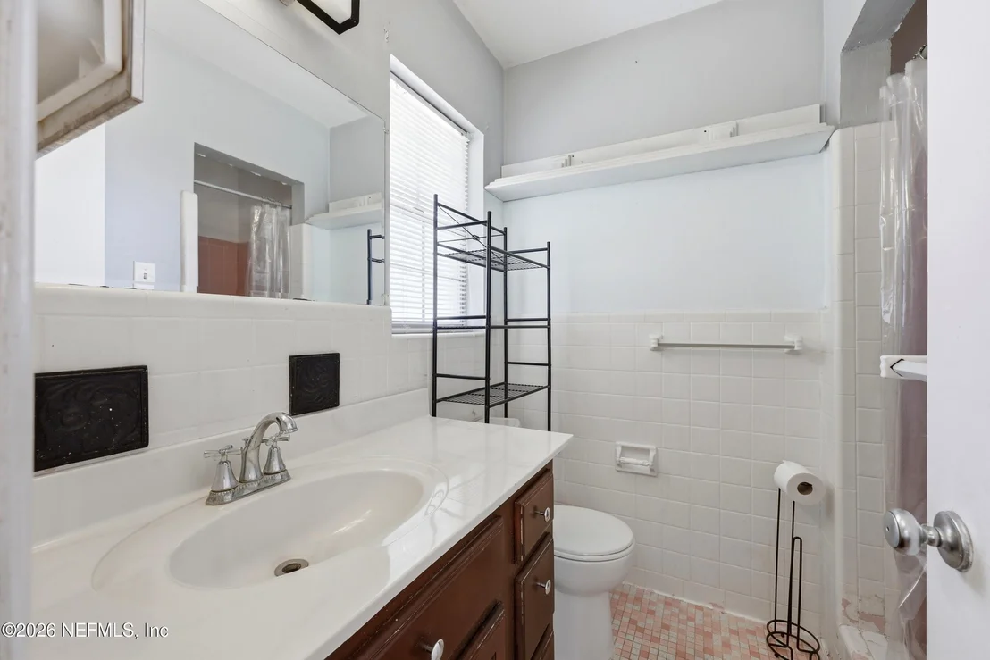 Photo of 5528 EDMAR Road