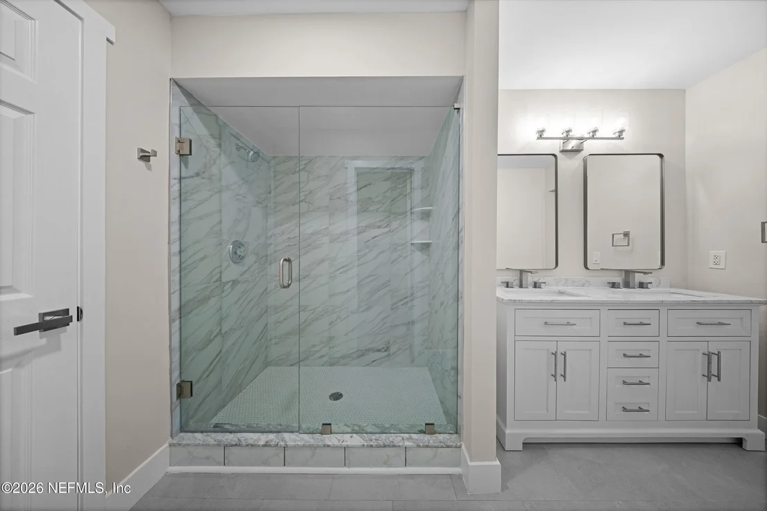 Photo of 1440 FOREST Lane