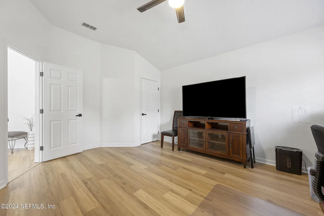 Photo of 5536 DOVER CREST Lane