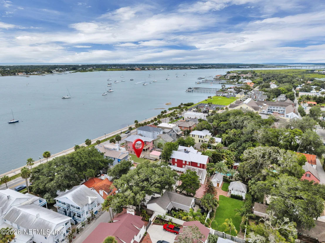 Photo of 156 AVENIDA MENEDEZ