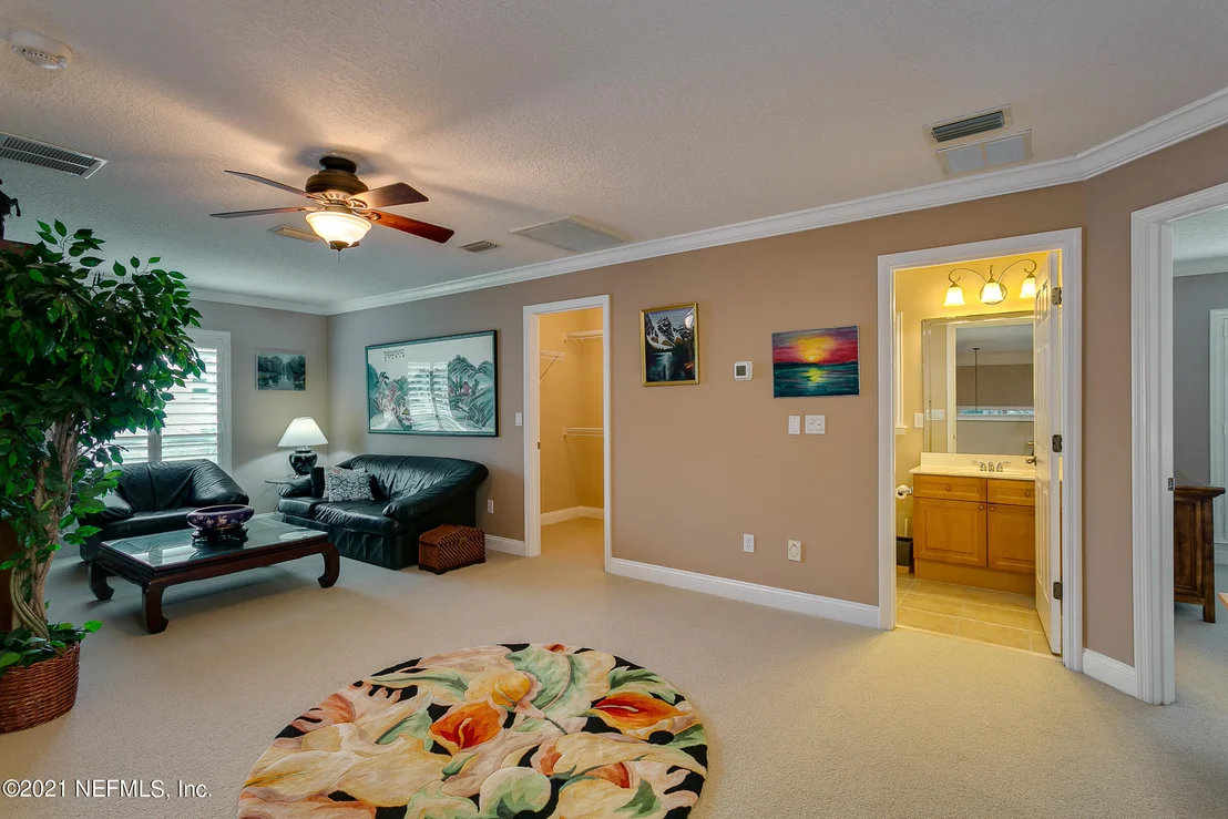 Photo of 1607 SILVER LEAF Way