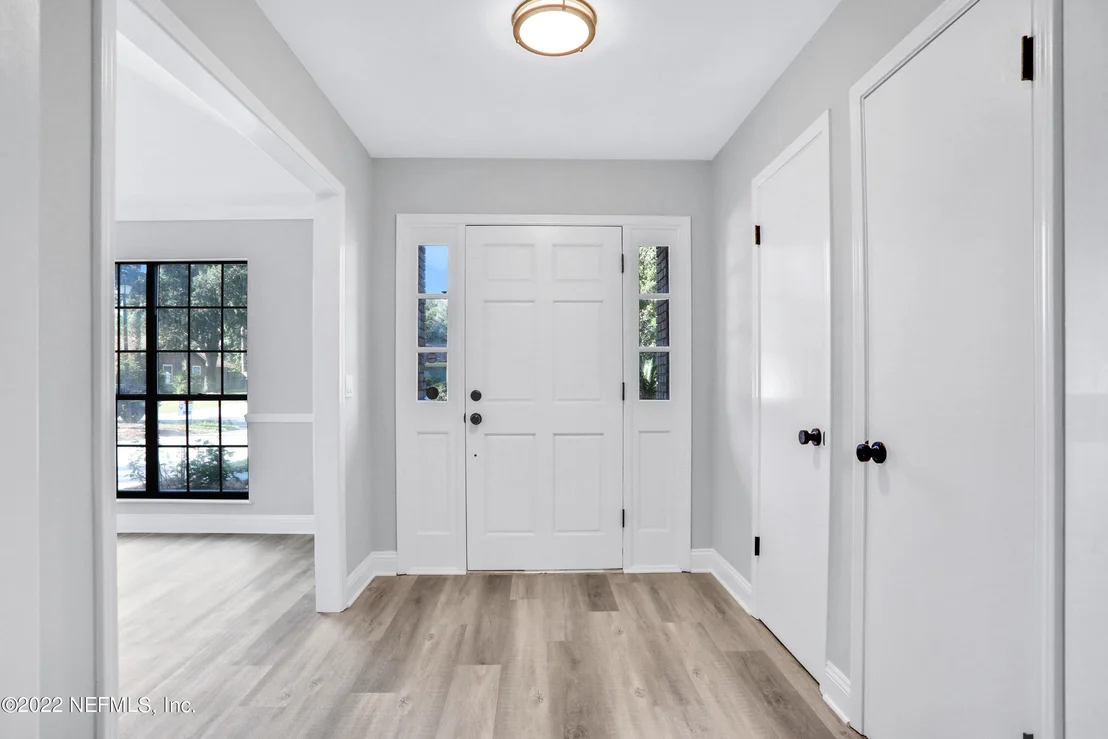 Photo of 1506 RIVERGATE Drive