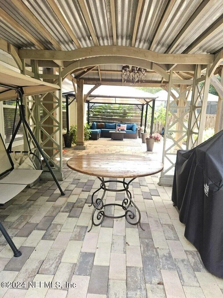 Photo of 1102 GARRISON Drive